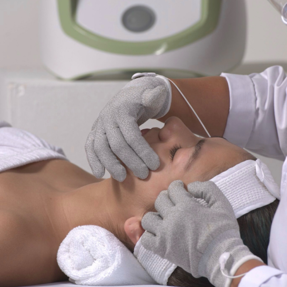 Myolift Microcurrent at SunShanny Glows Skin & Body in Wimberley, TX