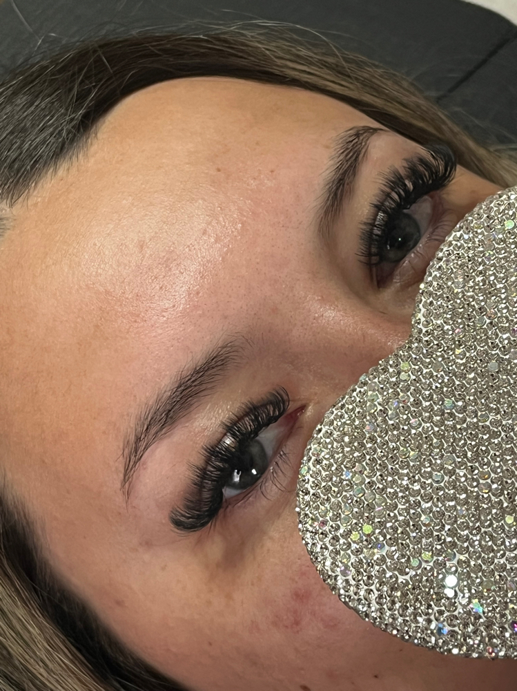 Lash extentions at Esthetics by Emma in Barberton Ohio, OH