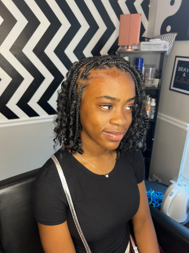 Medium Knotless Bob
