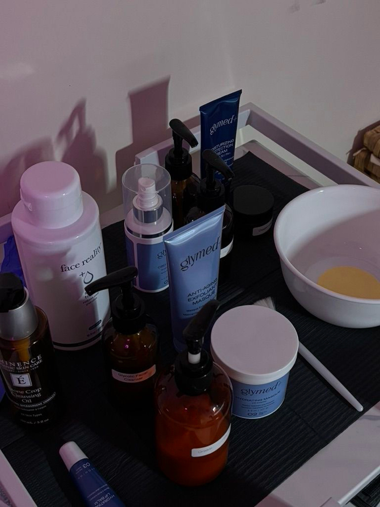 Stunna Facial (for New Clients) at Stunnamarzesthetics in Fountain Valley, CA