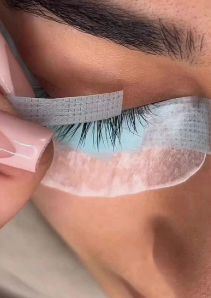 Eyelash Removal With New Set