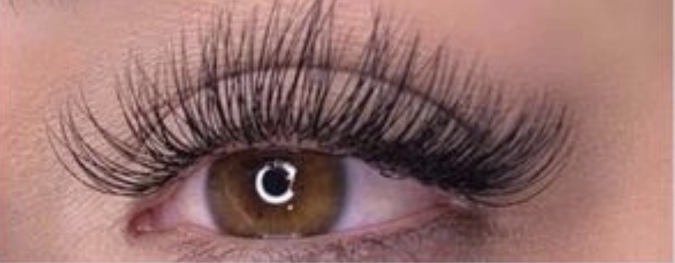 Natural Lash extentions