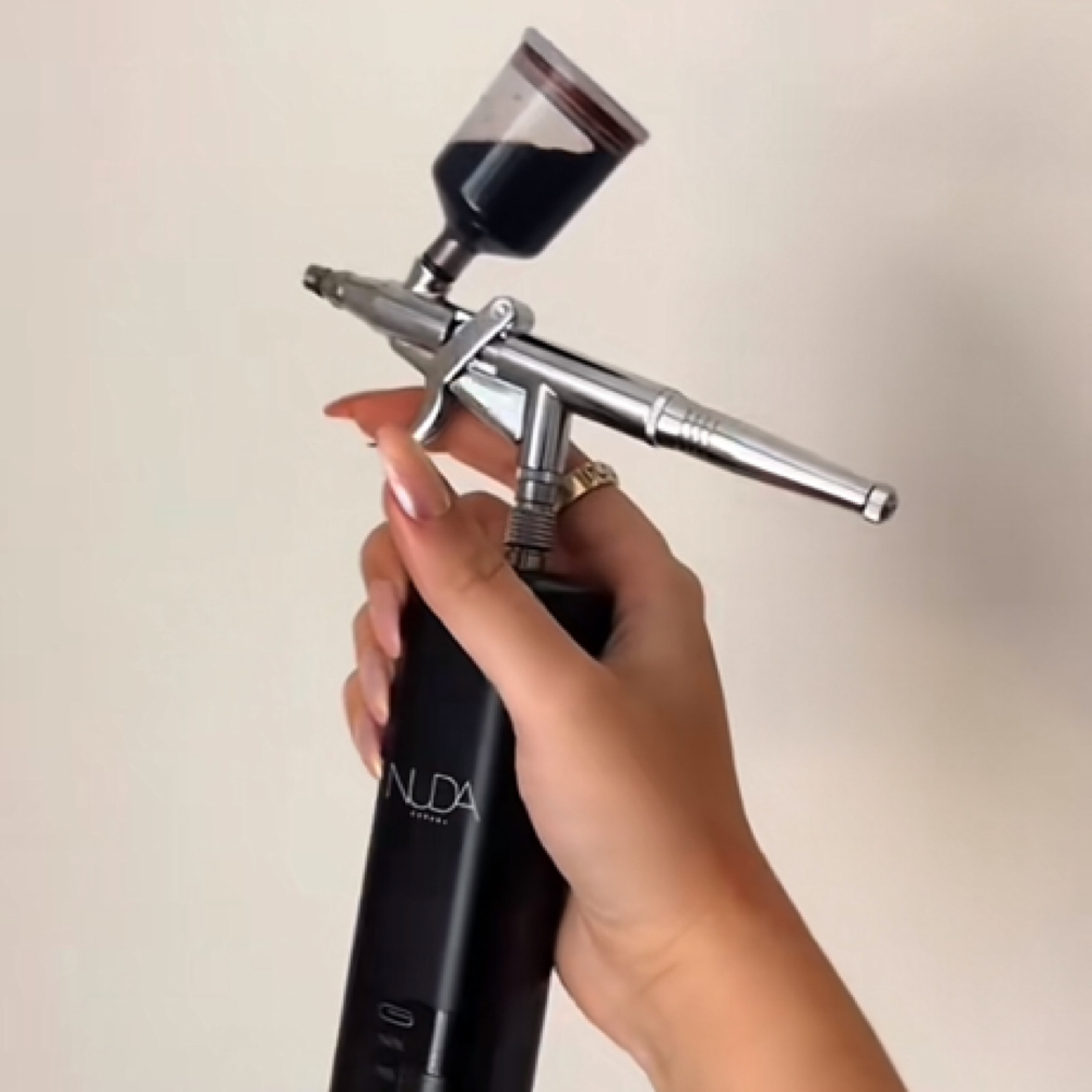 Facial Contour at SPRAY ST. LOUIS in Valley Park, MO