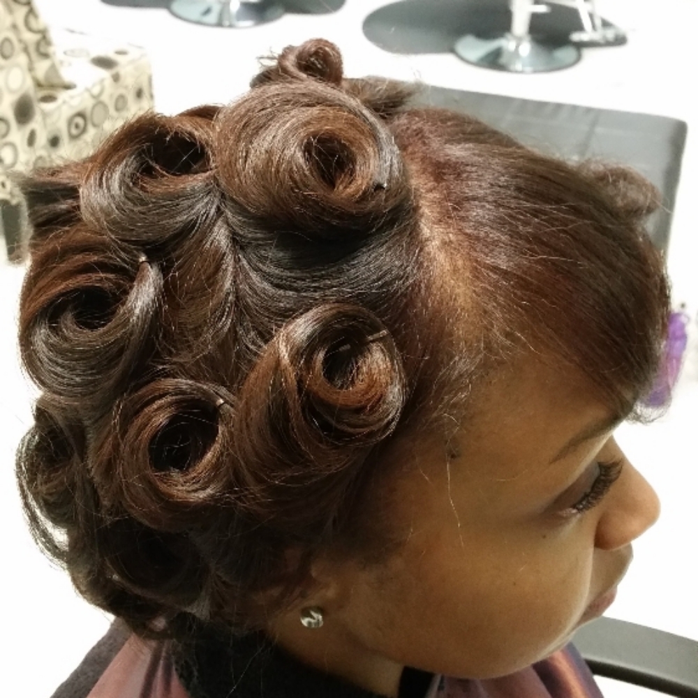 Pin Curls (Add On at All Thingz Beauty Lounge LLC in Rock Hill, SC