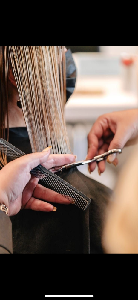 Haircut Wash & Style