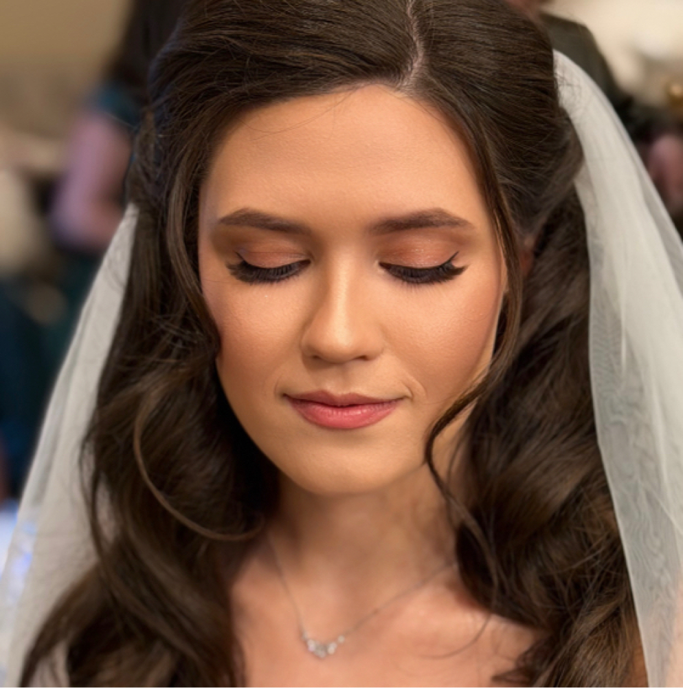 Bridal Makeup at Vogetica Beauty Lab (Regina) in Dallas, TX