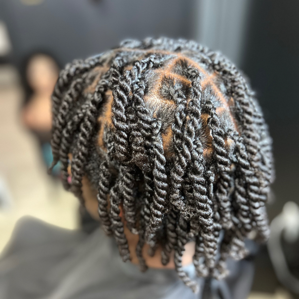 Men’s Two Strand Twist (Full Head)