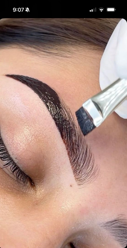 brow tint and wax at Cameo Beauty Lounge in Delphos, OH