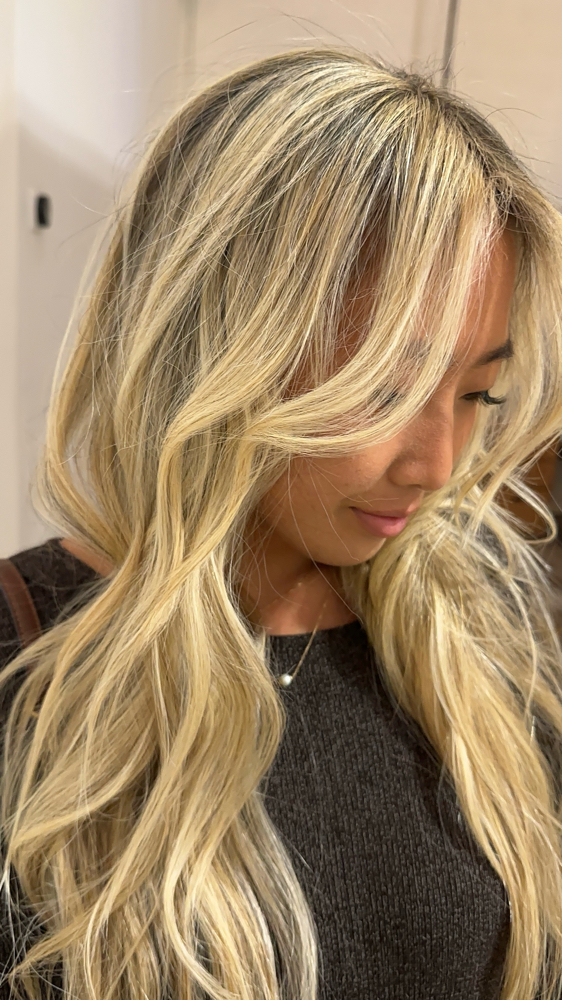 Face Frame Highlight at Yaelis Jaelyn Hair in Miami, FL