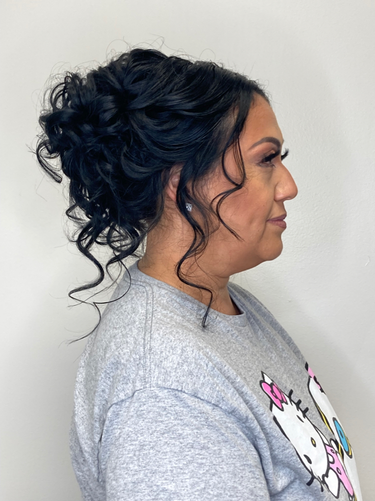 Updo (Medium Hair)