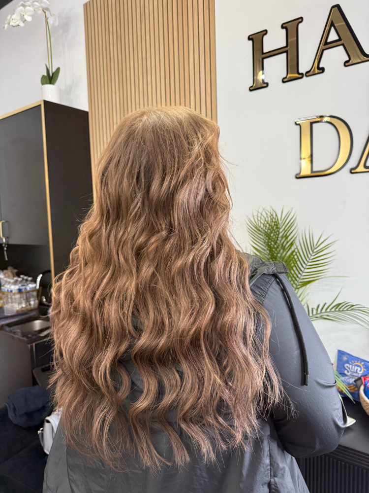 Blowout With Curls With Extensions