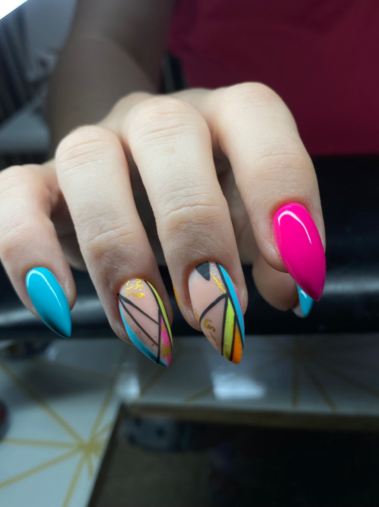 More Than 2 Art Nails