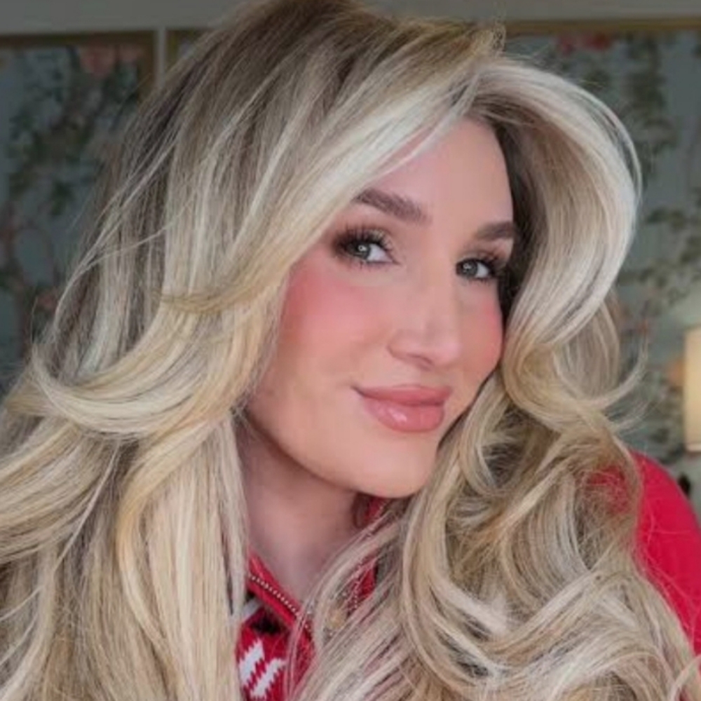 Bombshell Blowout at 903 Salon, Sherman, TX in Sherman, TX