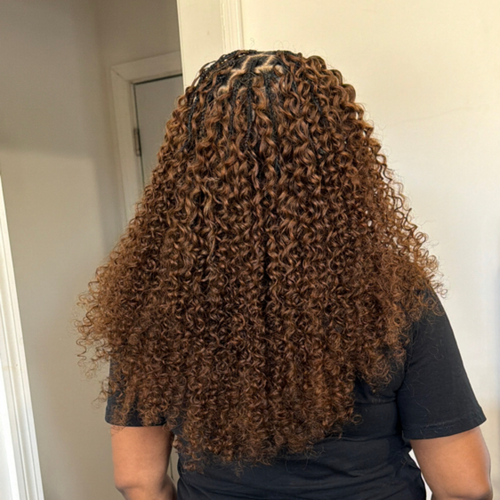 Miracle Knots at HairByQweenCoda in Bridgeport, CT