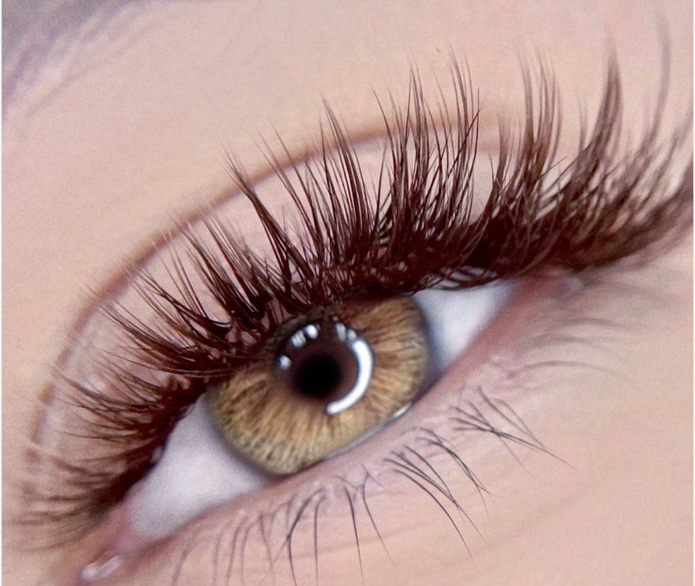 Add Brown Eyelashes In Any Set