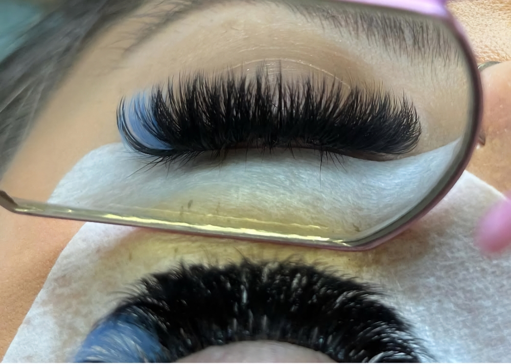 Mega Volume Lashes ♡