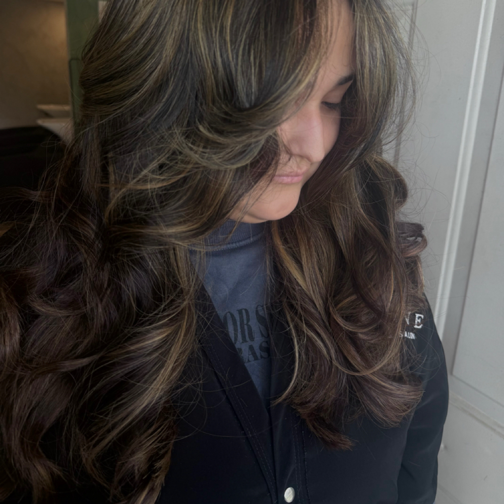 BLOWOUT & STYLE at Selah Salon by Avery in Pearland, TX
