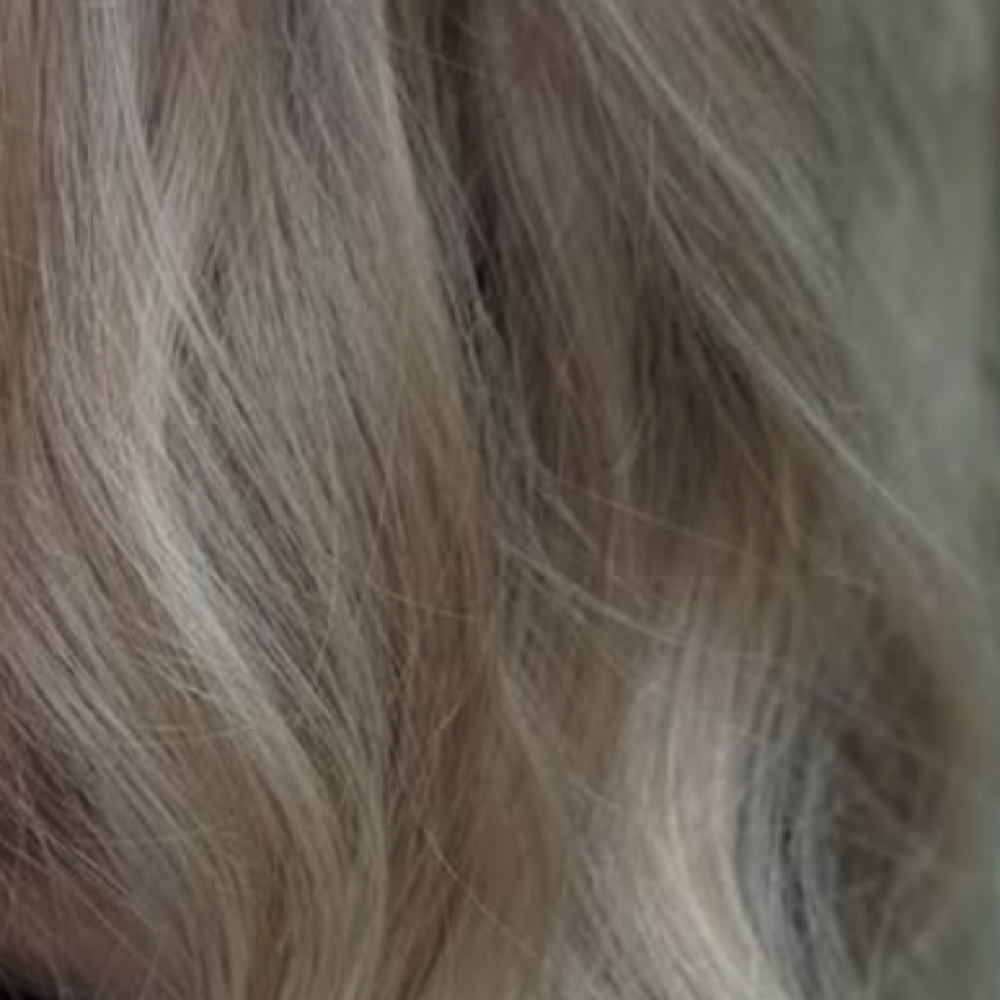 Partial Custom Foil at Emma Does My Hair in Valparaiso, IN