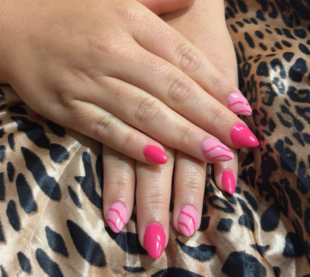 Level 2 - Limited Art Per Hand at Gemini Beauty in George West, TX
