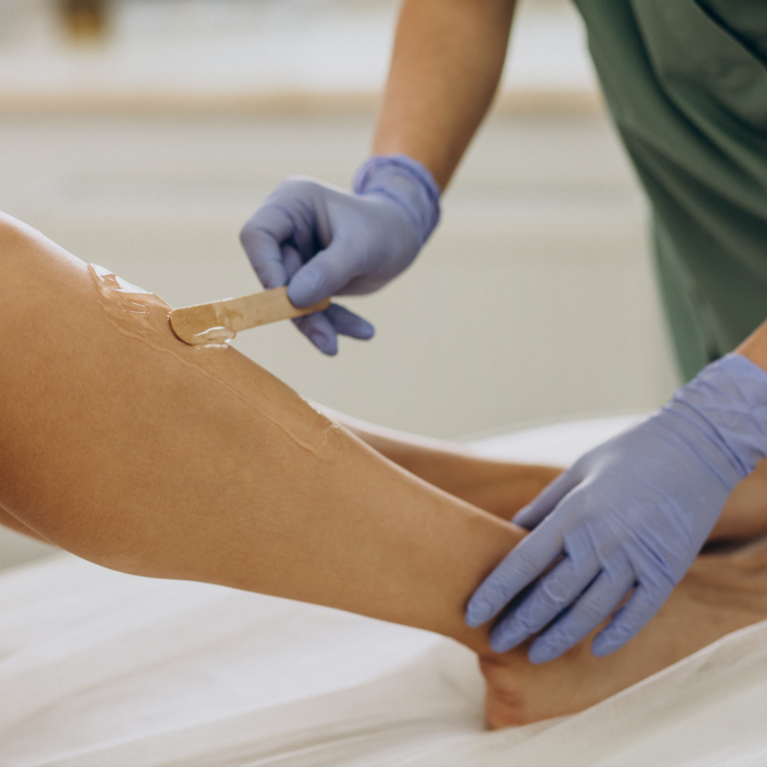 Lower Leg Wax at XO Stephanie in Firestone, CO