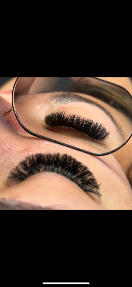 2 Week Lash Extension Fill