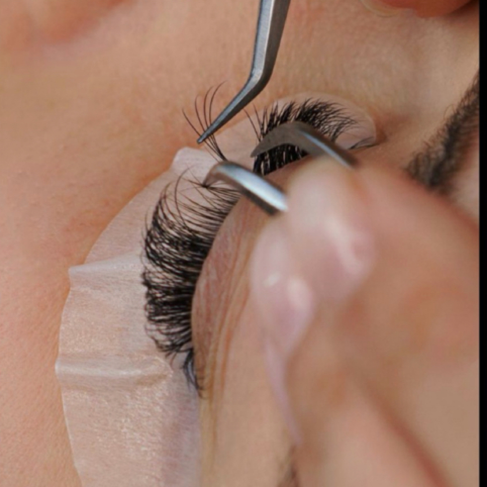 Lash Extension Refill at Eterno Artistry in Houston, TX
