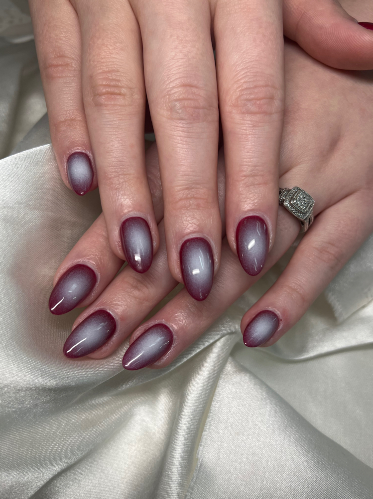 Aura nails