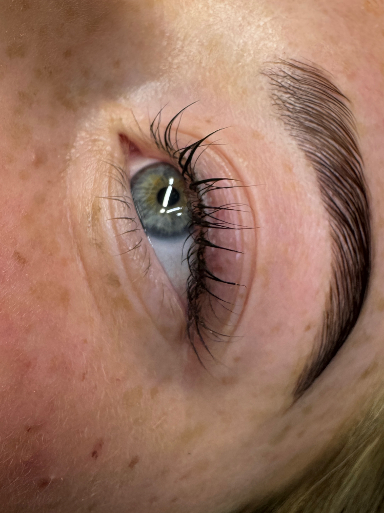 lash lift and tint
