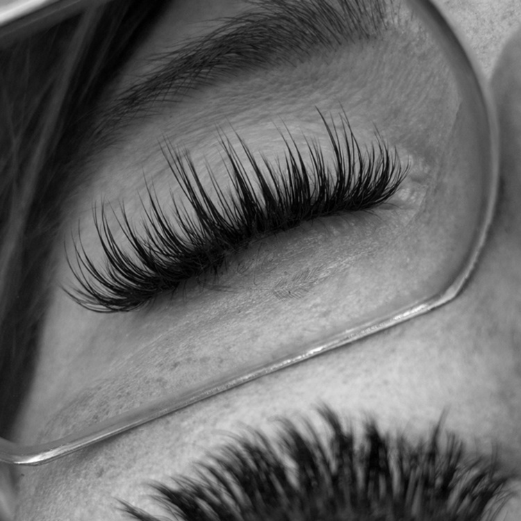 Wet Set Lash Fill at lashes, etc. beauty bar in Dallas, TX