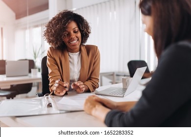 Hair consultation at Queenie Hair studio in Tampa, FL