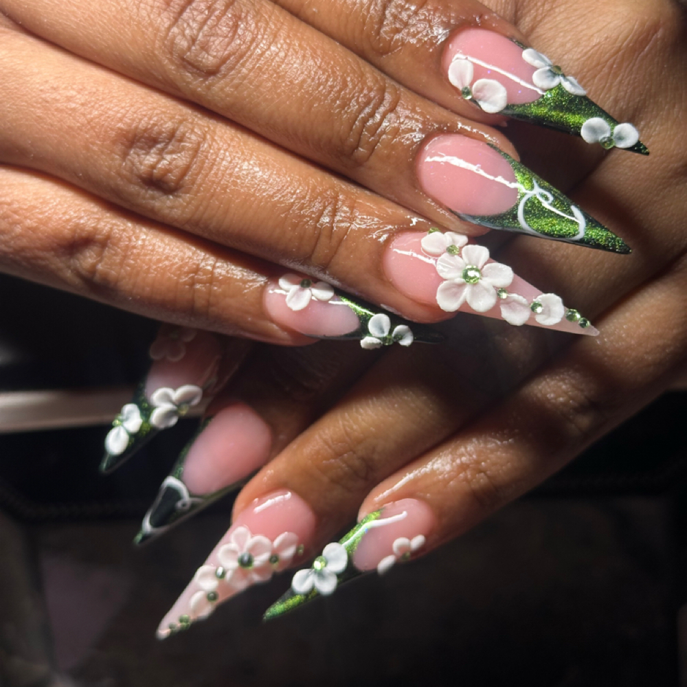 Long Copy Cat Set at Plush Kay Beauty Services in Tulsa, OK
