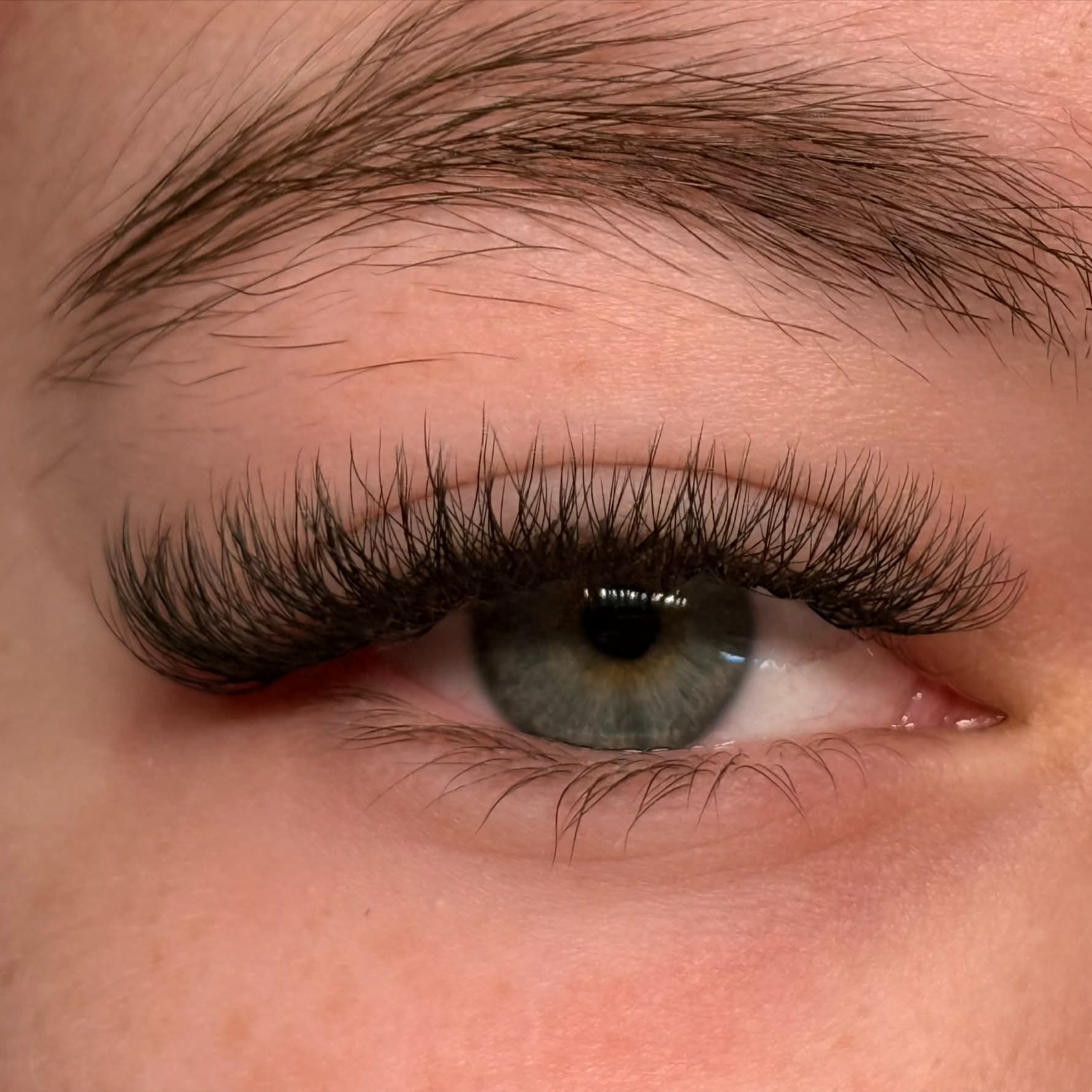 UV Hybrid Lashes - Full Set at The Chubby Hairstylist x Dawn Studio in Sedalia, MO
