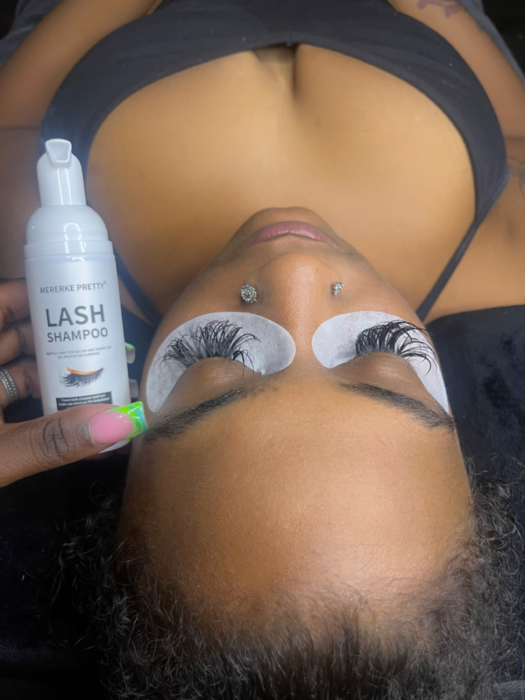 Eyelash Extension Removal