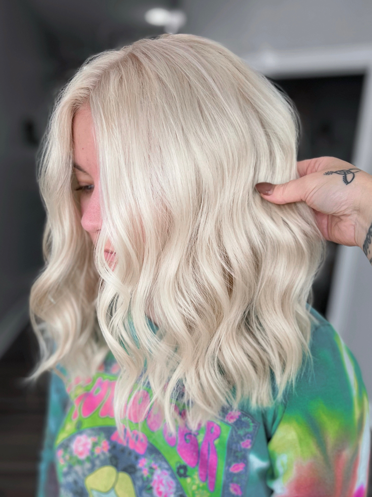 Master Stylist Platinum Card at Circle M Hair Studio & Beauty Bar in Saint Peters, MO