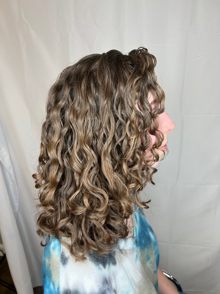 Maintenance Curly Cut (Fine Hair)