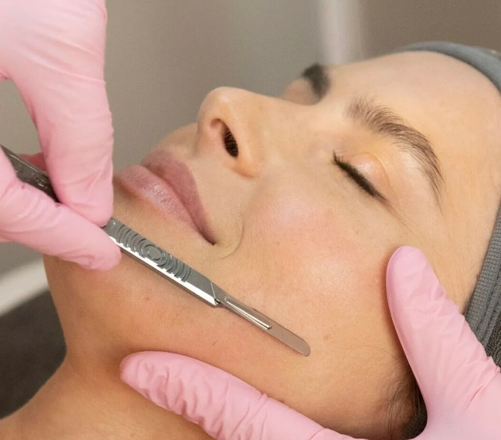 Dermaplane Customized Facial