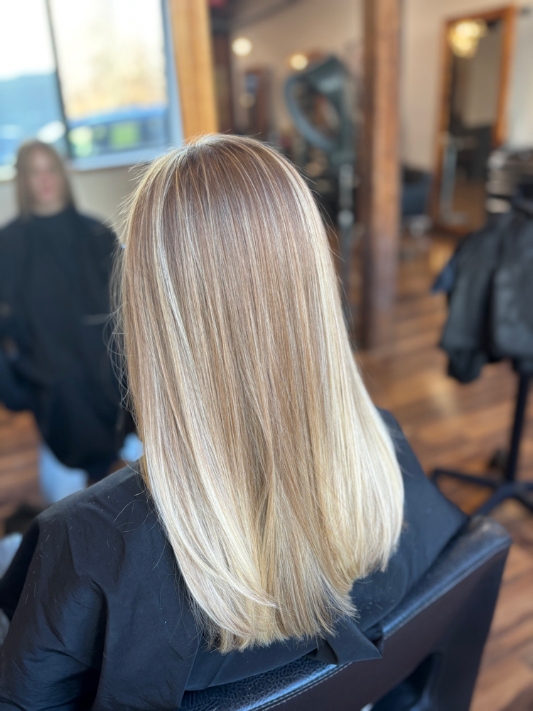 Blonding Services and Highlights