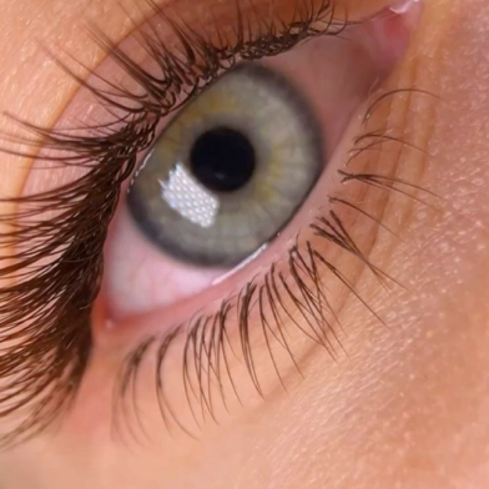 Bottom lash extensions at Lu Lash Salon in Fort Lauderdale, FL