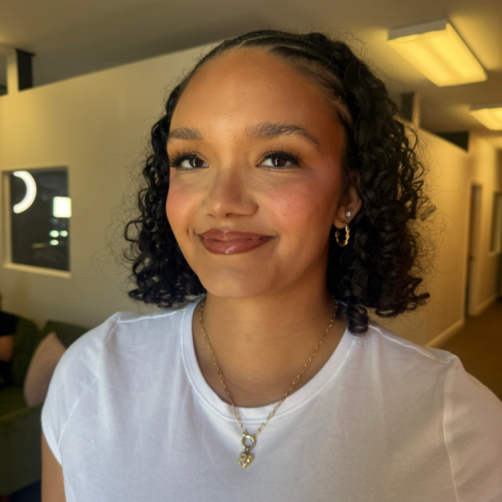 Makeup Application at Kelsey DeJong in Maplewood, MO