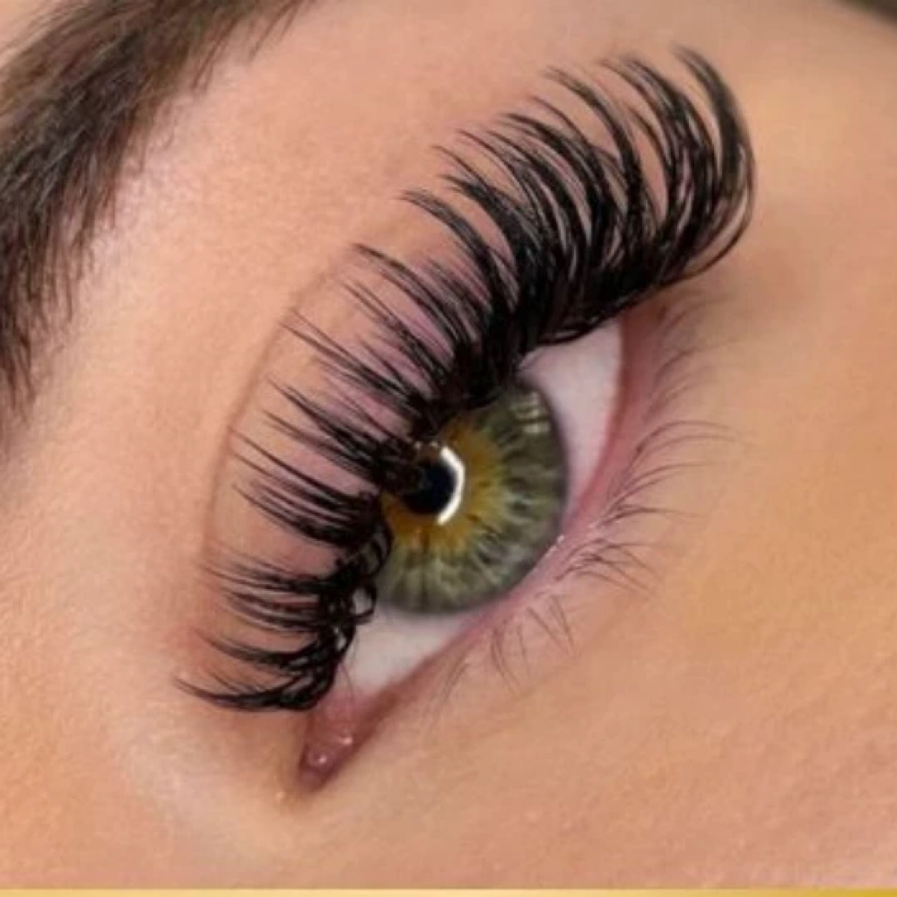 Wet Look Lashes at Maryam Nails And Lashes in Phoenix, AZ