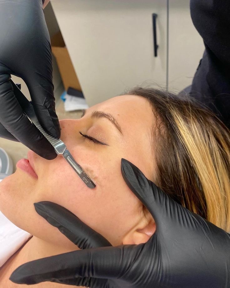 Paloma’s Dermaplane Express