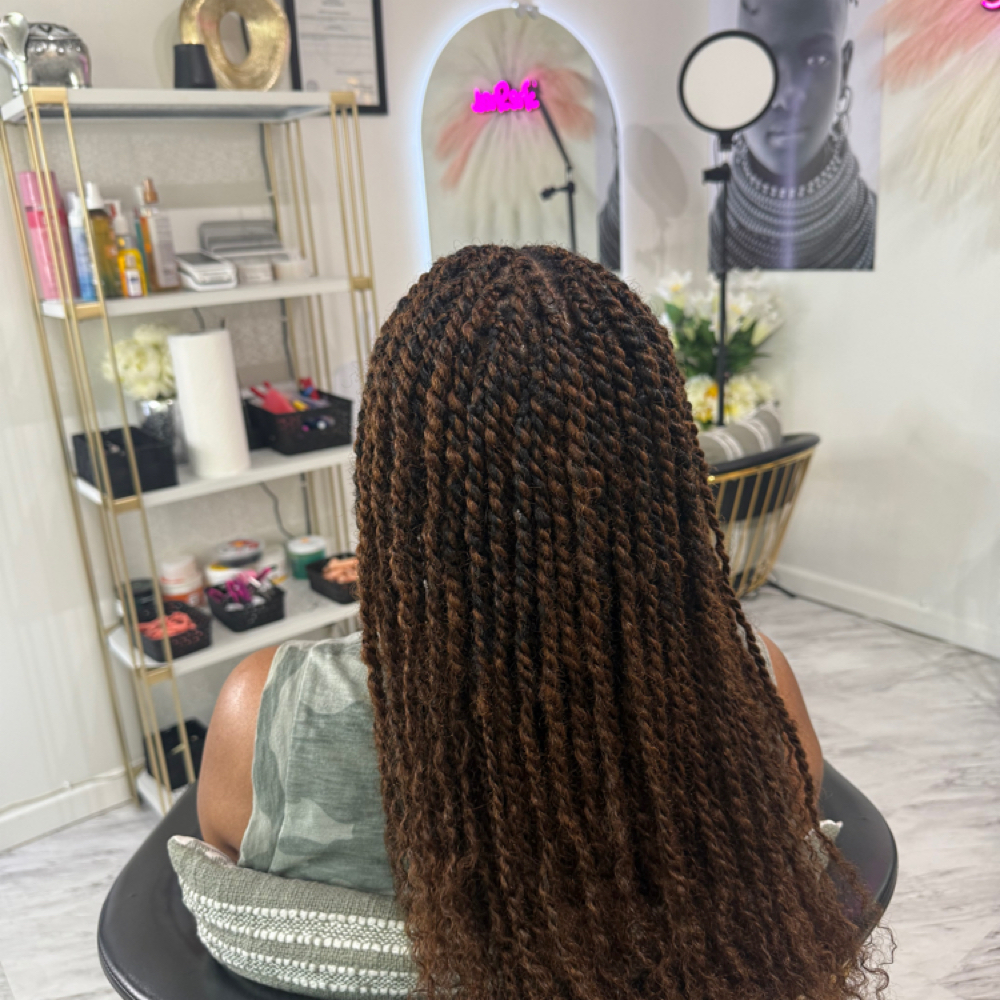 QVR (AFRO -KINKY-TWIST at Glam Braids in Marietta, GA