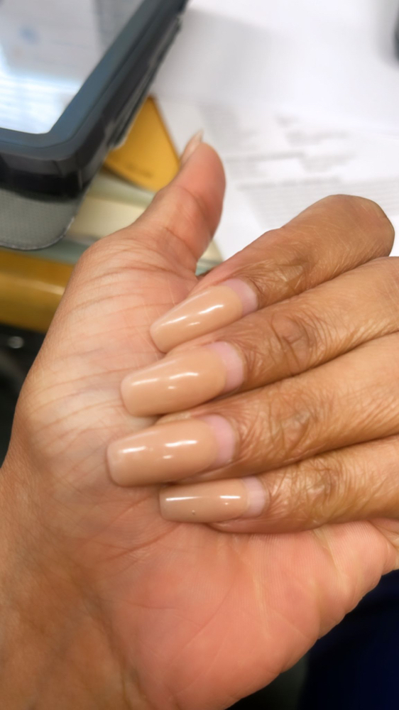 Refill Acrylic at Kinverlin Rojas in Providence, RI