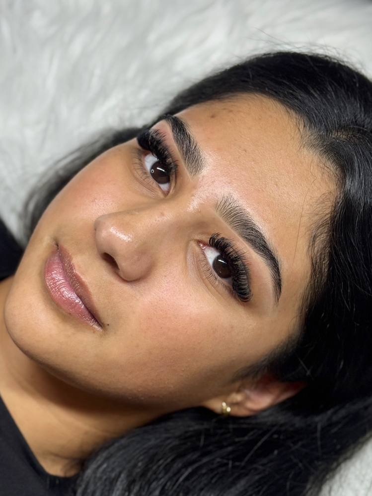 𝐕𝐎𝐋𝐔𝐌𝐄 𝐋𝐀𝐒𝐇𝐄𝐒