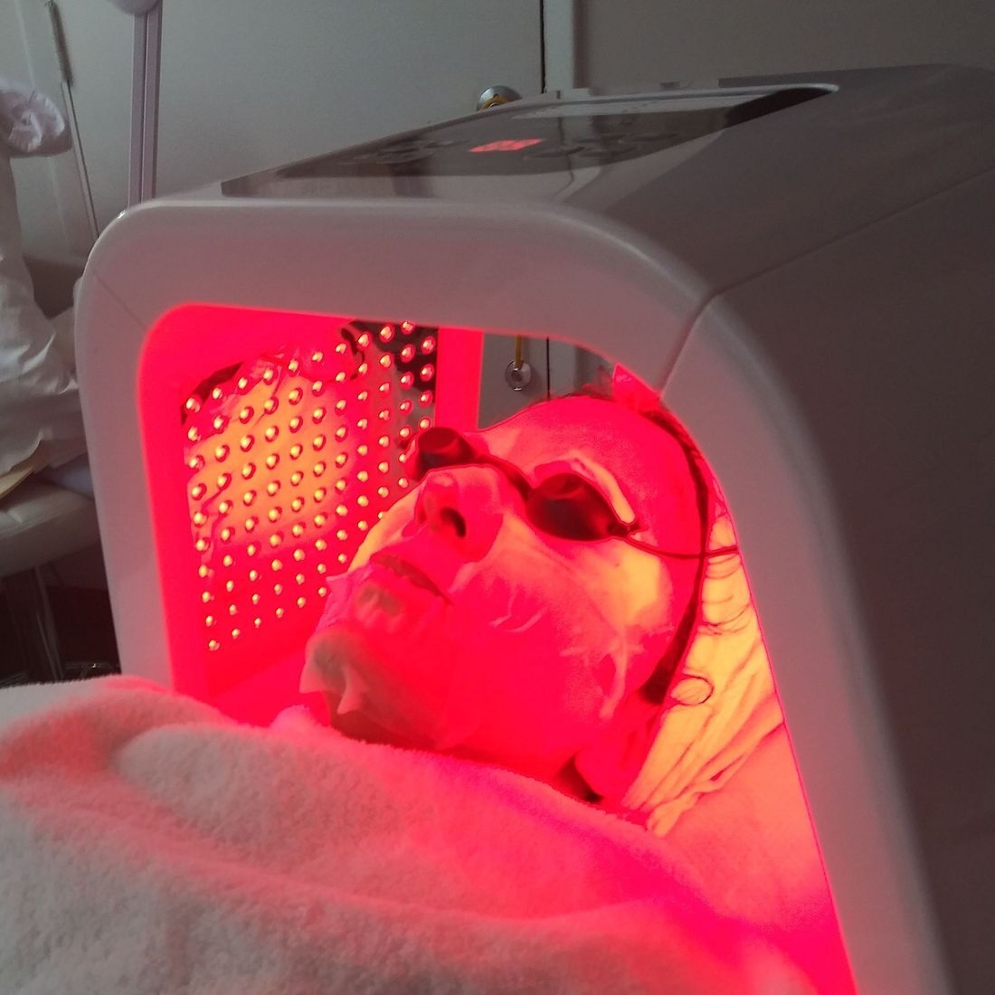 LED FACIAL