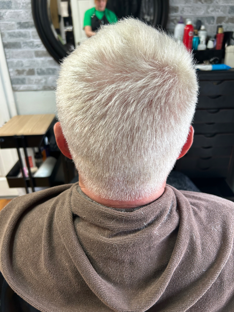 On The Scalp Bleach Sort Hair