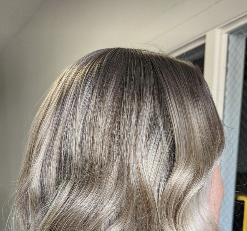 Root Color & Root Highlights