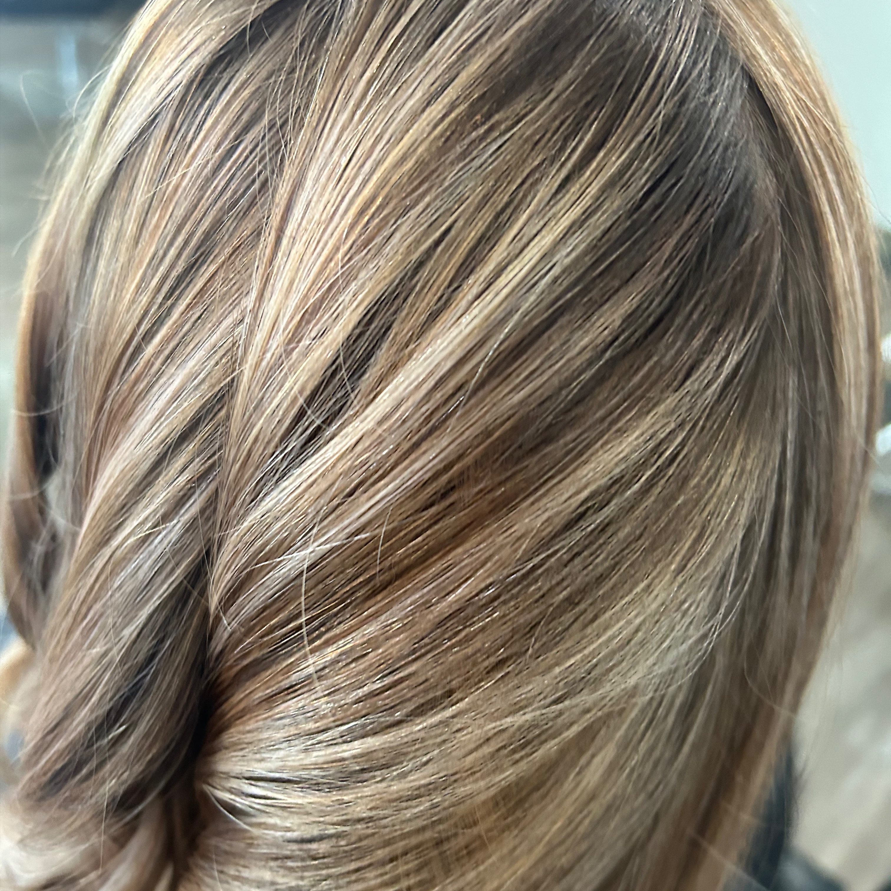 Signature Full Blonding at Barnes & Peony in Lee's Summit, MO