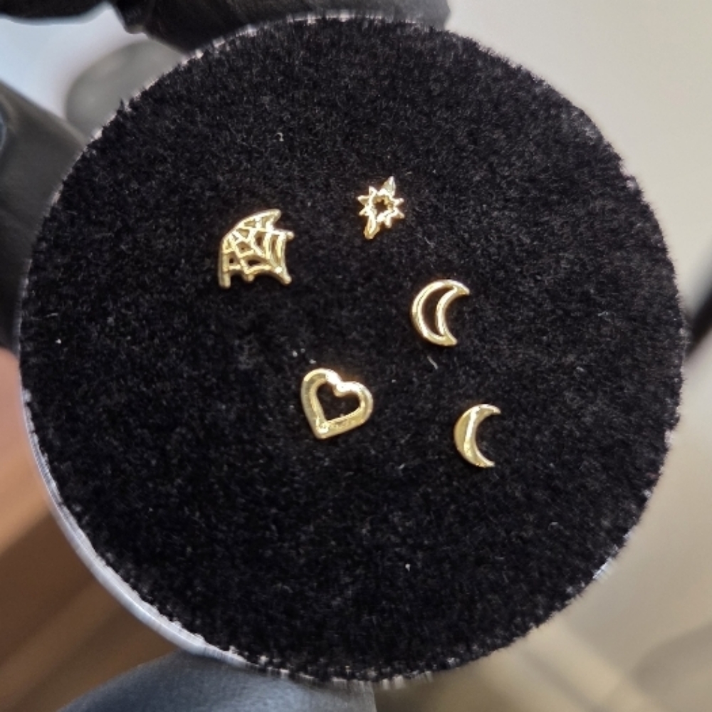 18k Gold Tooth Charm