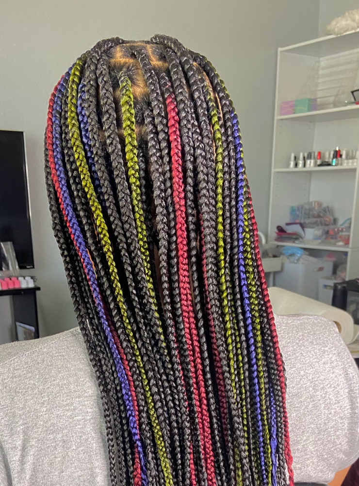Medium Knotless Braids